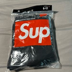 Supreme Hanes Crew Socks